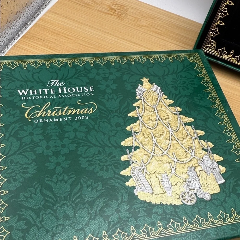 White House Historical Association celebrate holidays